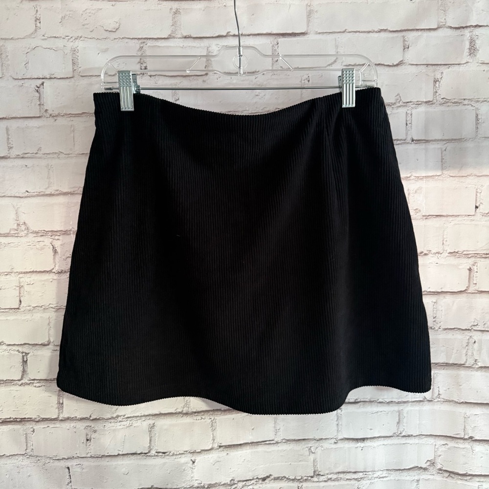 Halara‎ Black Corduroy Skirt